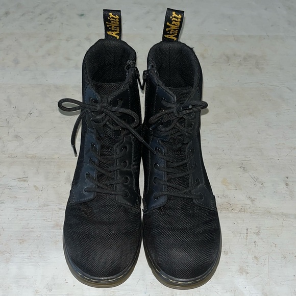 Dr. Martens Unisex-Child Combs (Big Kid) Y nwot | size 5 - Picture 2 of 7